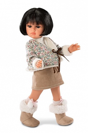 Кукла Оливия в коричневом, 37 см 
